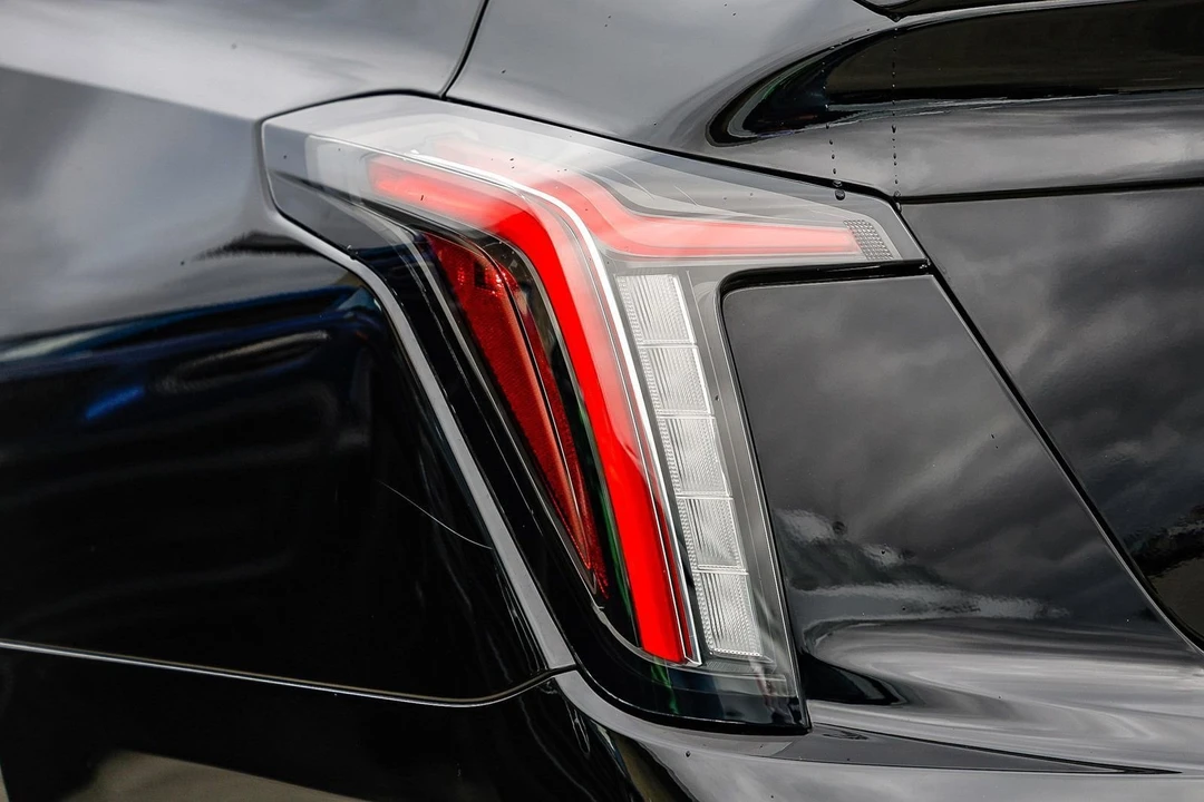 2024 Cadillac CT5-V Blackwing - Image 8 of 21