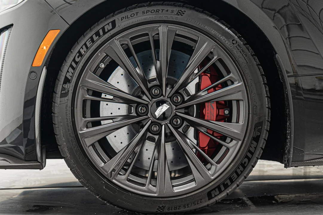 2024 Cadillac CT5-V Blackwing - Image 10 of 21