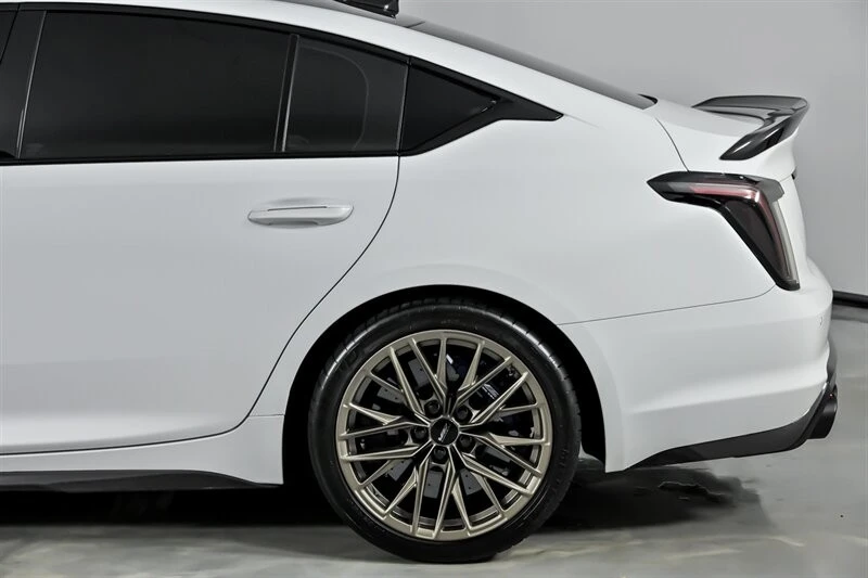 2024 Cadillac CT5-V Blackwing - Image 12 of 21
