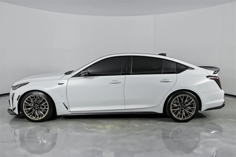 2024 Cadillac CT5-V Blackwing - Image 11 of 21