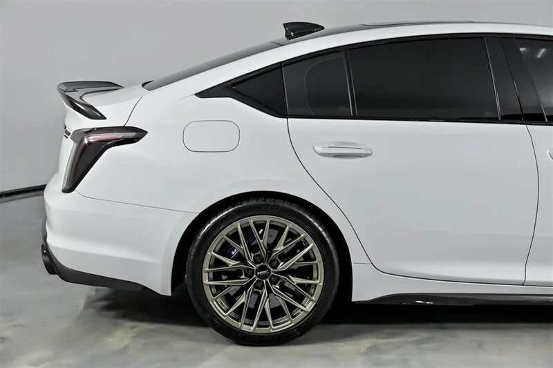 2024 Cadillac CT5-V Blackwing - Image 16 of 21