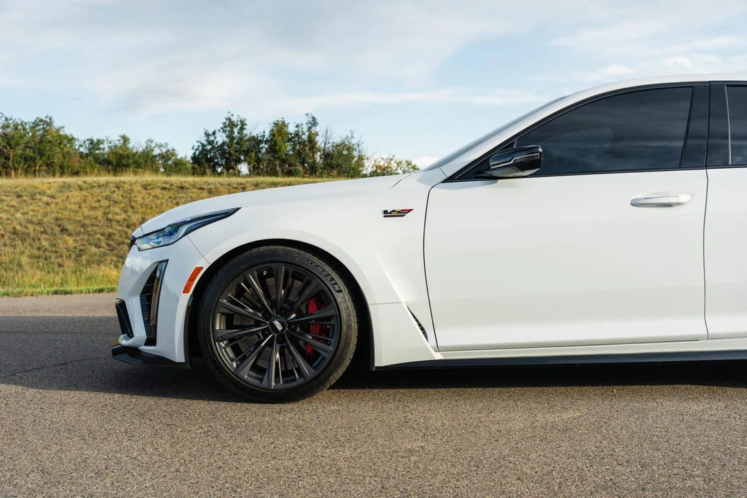 2024 Cadillac CT5-V Blackwing - Image 23 of 31