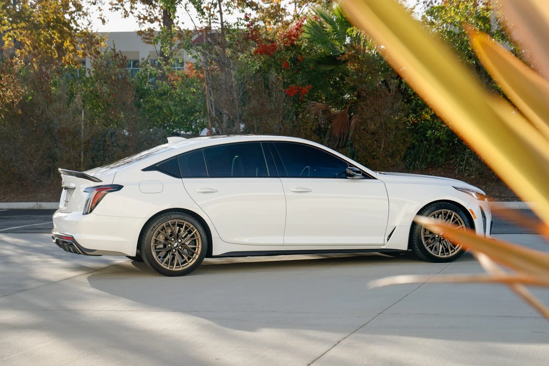 2024 Cadillac CT5-V Blackwing - Image 12 of 31