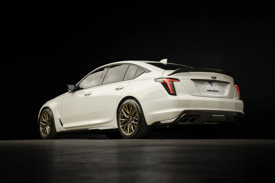 2024 Cadillac CT5-V Blackwing - Image 28 of 31