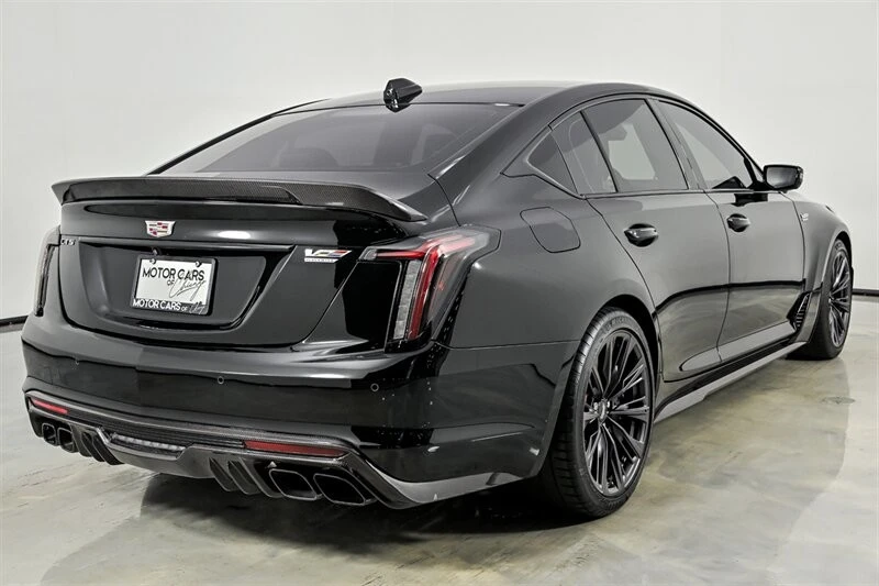 2024 Cadillac CT5-V Blackwing - Image 10 of 31