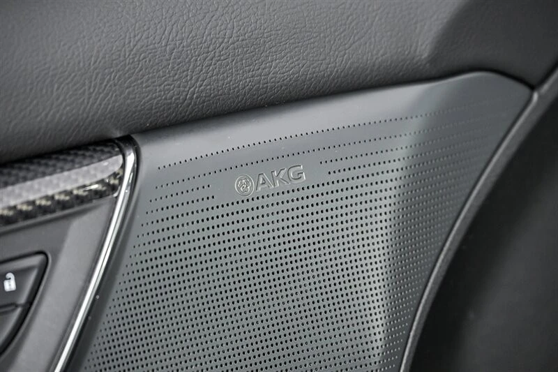 2024 Cadillac CT5-V Blackwing - Image 16 of 31