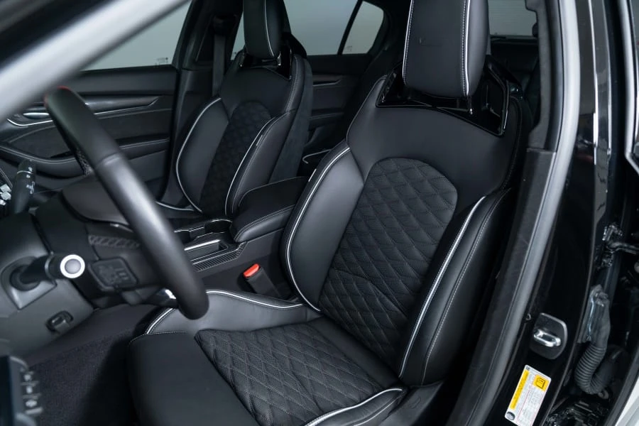 2024 Cadillac CT5-V Blackwing - Image 25 of 31