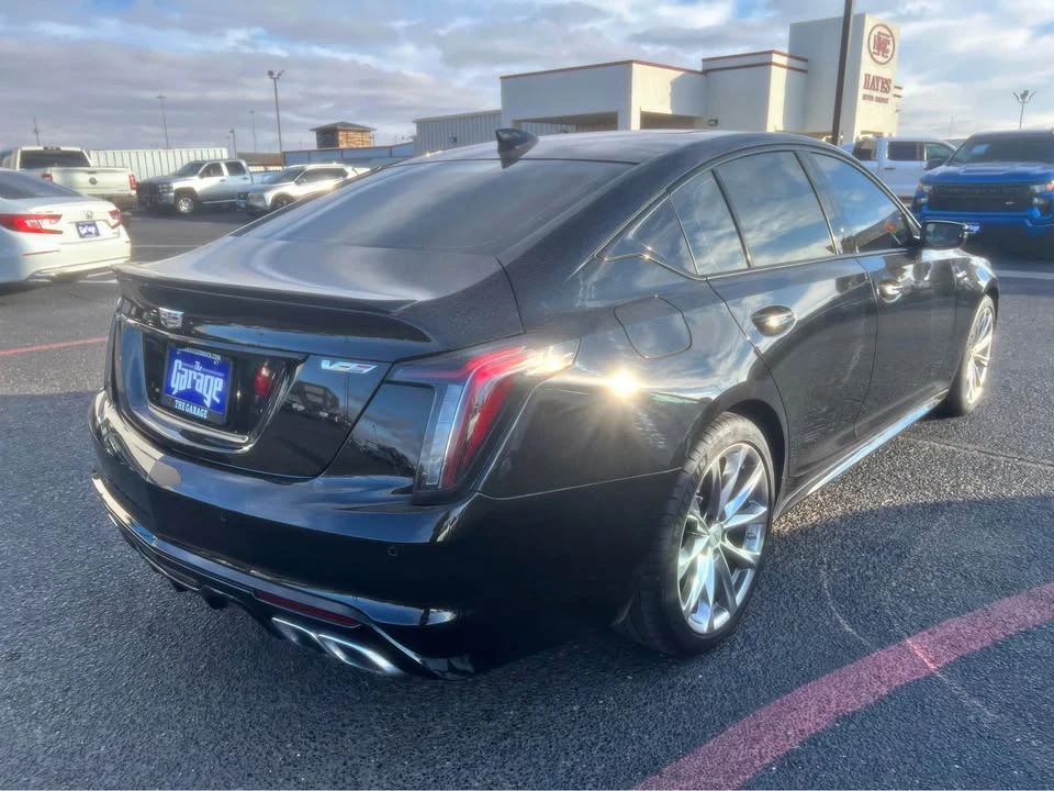2024 Cadillac CT5-V - Image 5 of 8