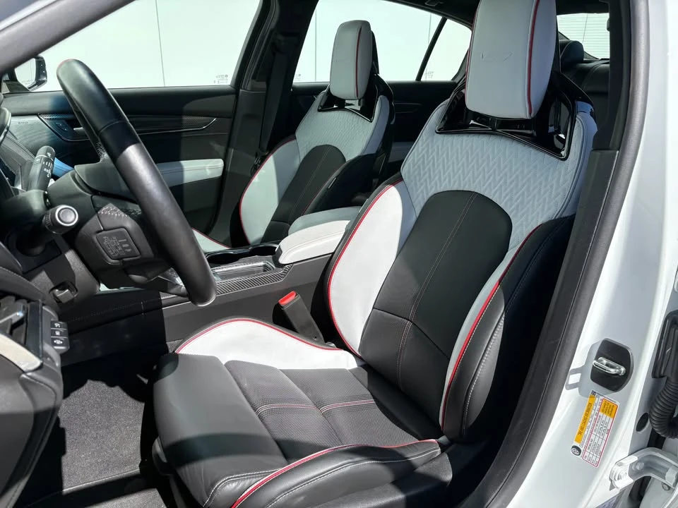 2024 Cadillac CT5-V Blackwing - Image 12 of 15