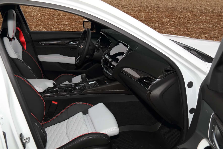 2024 Cadillac CT5-V Blackwing - Image 25 of 31