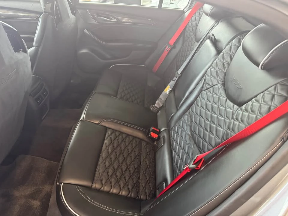 2024 Cadillac CT5-V Blackwing - Image 10 of 12