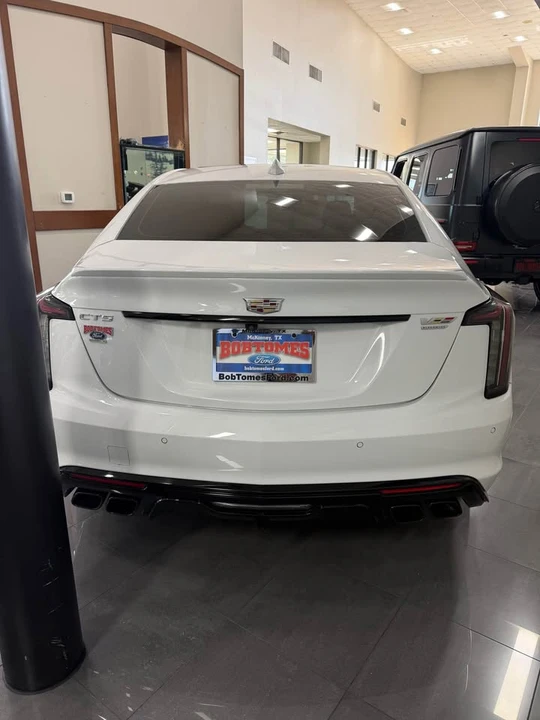 2024 Cadillac CT5-V Blackwing - Image 2 of 5