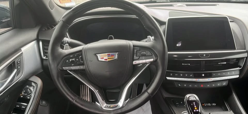 2024 Cadillac CT5-V - Image 10 of 11