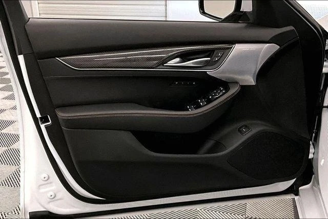 2024 Cadillac CT5-V - Image 19 of 20