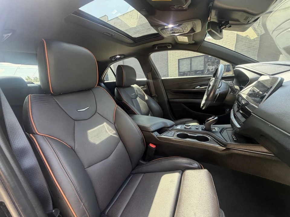 2024 Cadillac CT4-V - Image 14 of 23