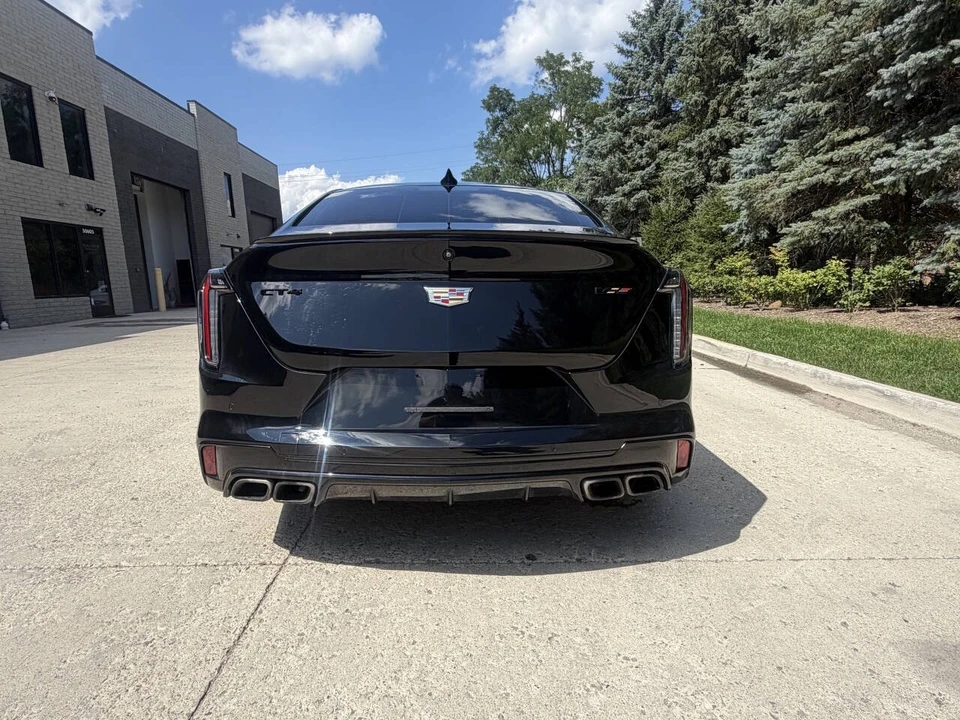 2024 Cadillac CT4-V - Image 10 of 23
