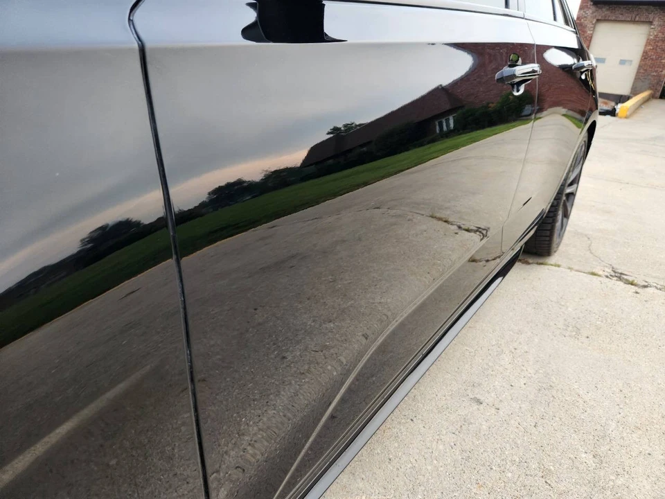 2024 Cadillac CT4-V Blackwing - Image 28 of 31