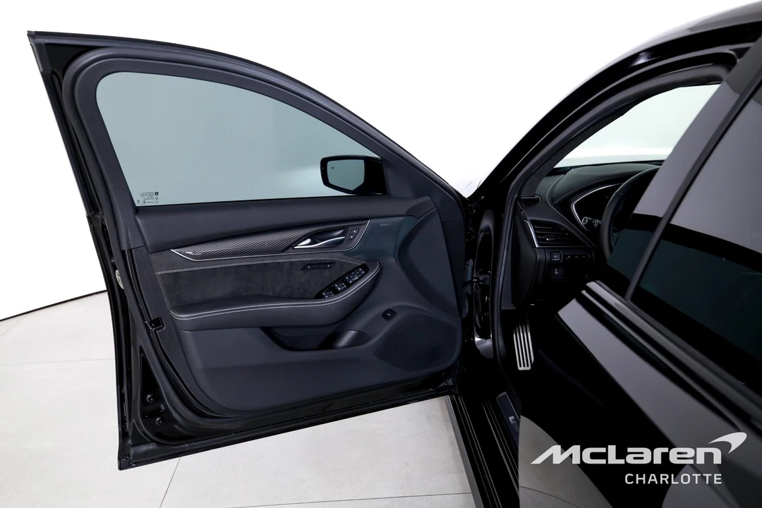 2024 Cadillac CT5-V Blackwing - Image 10 of 31