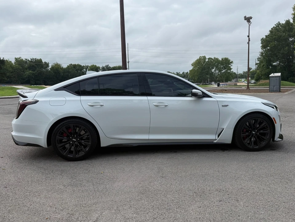 2024 Cadillac CT5-V Blackwing - Image 8 of 31