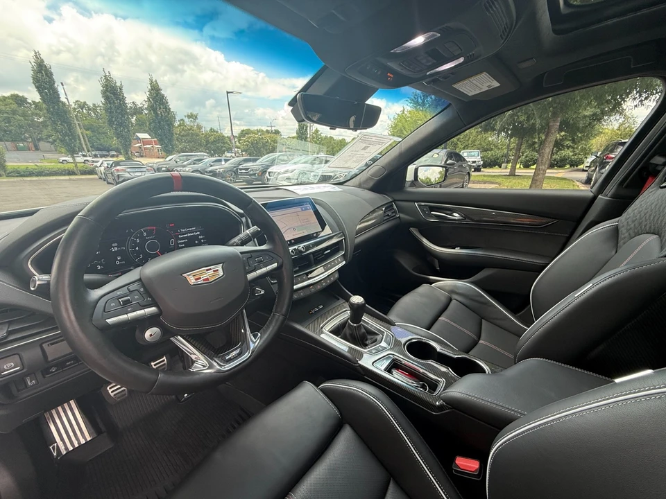 2024 Cadillac CT5-V Blackwing - Image 10 of 31