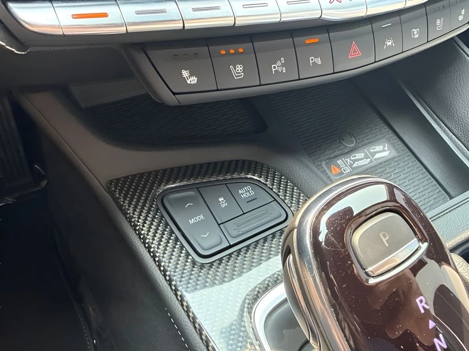 2024 Cadillac CT5-V - Image 25 of 31
