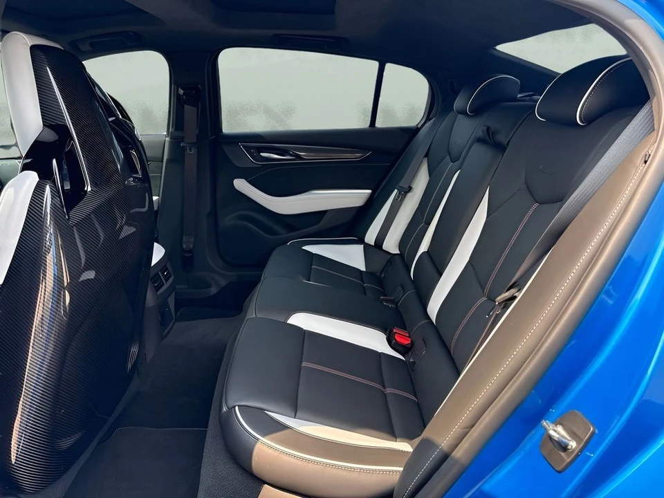 2024 Cadillac CT5-V - Image 12 of 31