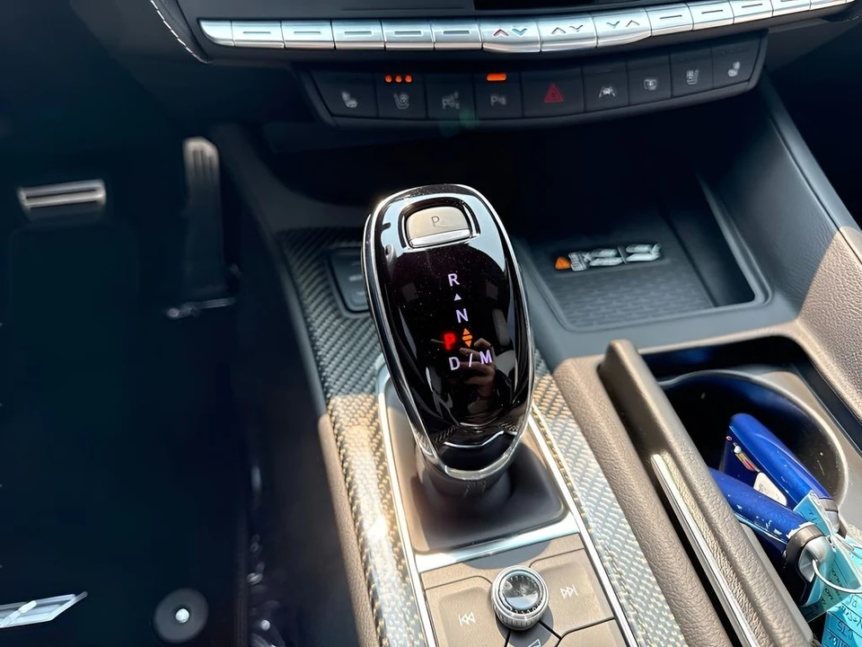2024 Cadillac CT5-V - Image 18 of 31