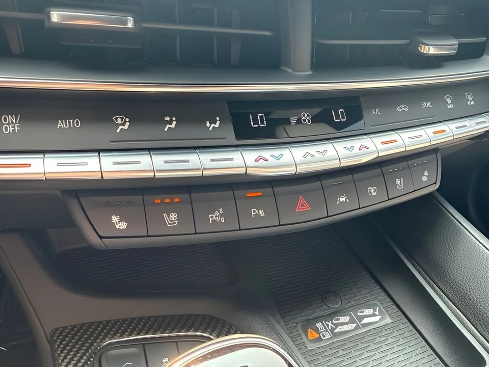 2024 Cadillac CT5-V - Image 23 of 31