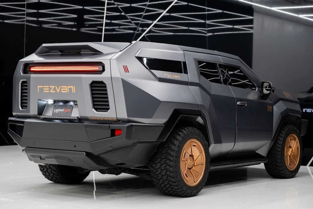 2024 Cadillac Escalade 5th Gen - Image 11 of 21