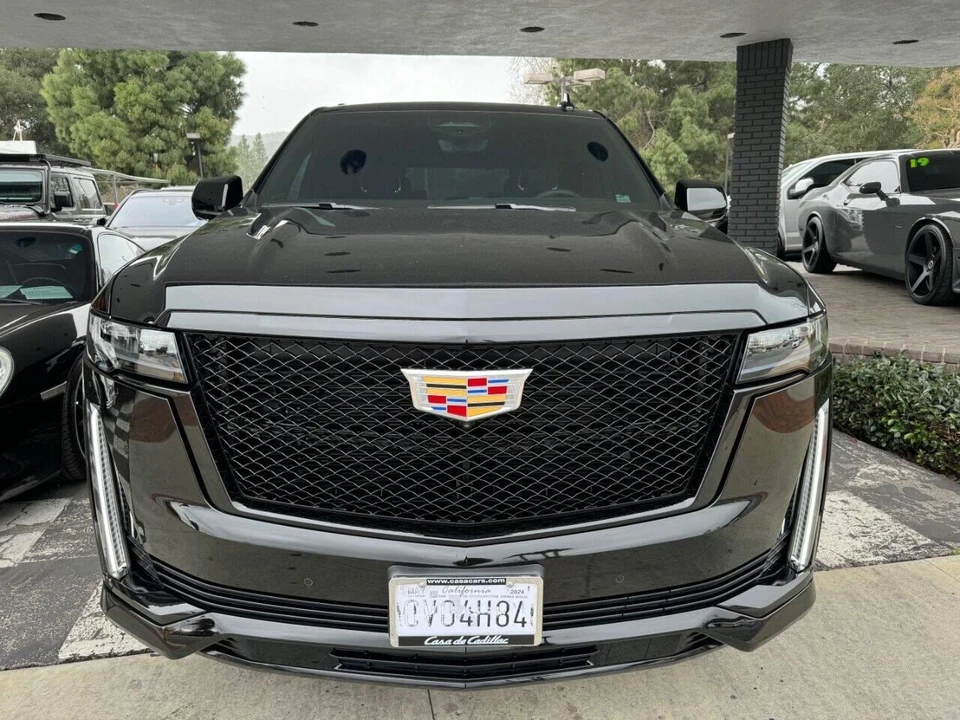 2024 Cadillac Escalade 5th Gen - Image 7 of 16