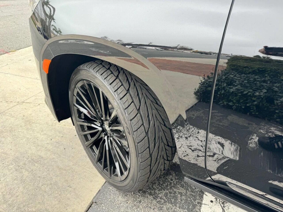 2024 Cadillac Escalade 5th Gen - Image 6 of 16