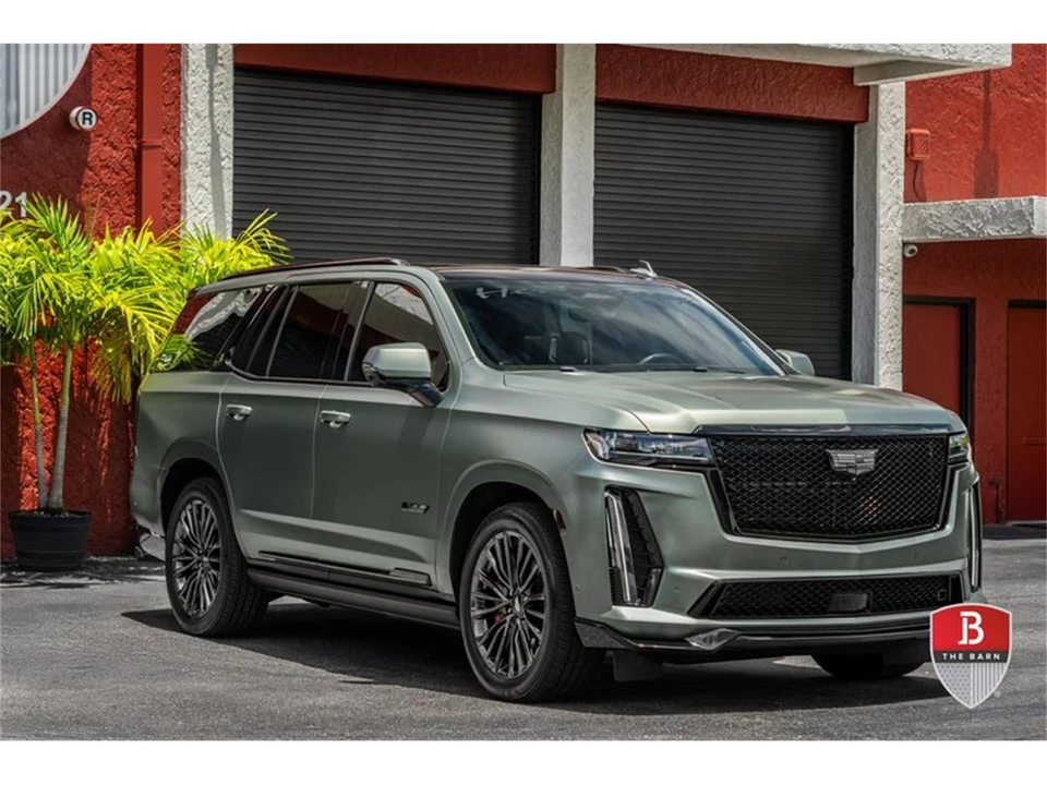 2024 Cadillac Escalade 5th Gen - Image 11 of 31