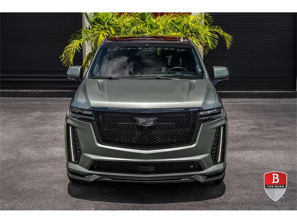 2024 Cadillac Escalade 5th Gen - Image 25 of 31