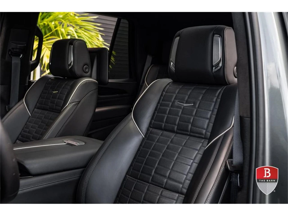 2024 Cadillac Escalade 5th Gen - Image 30 of 31
