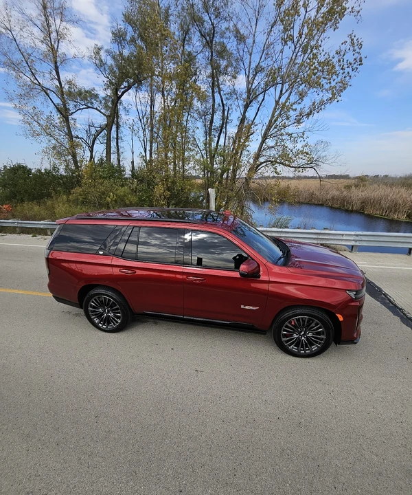 2024 Cadillac Escalade 5th Gen - Image 21 of 21