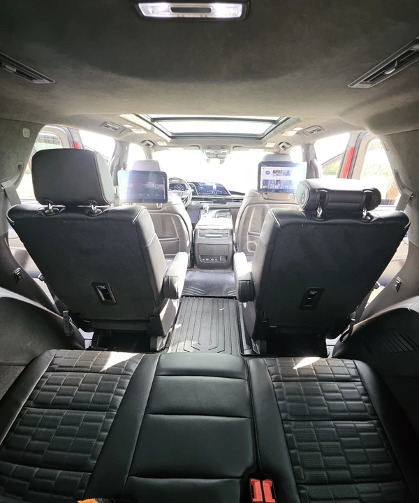 2024 Cadillac Escalade 5th Gen - Image 20 of 21
