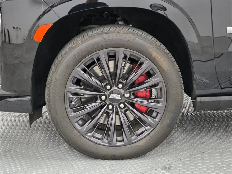 2024 Cadillac Escalade 5th Gen - Image 5 of 31