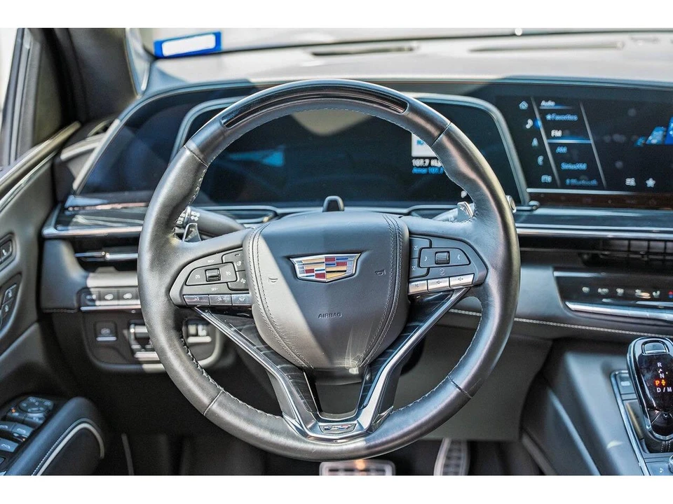 2024 Cadillac Escalade 5th Gen - Image 31 of 31