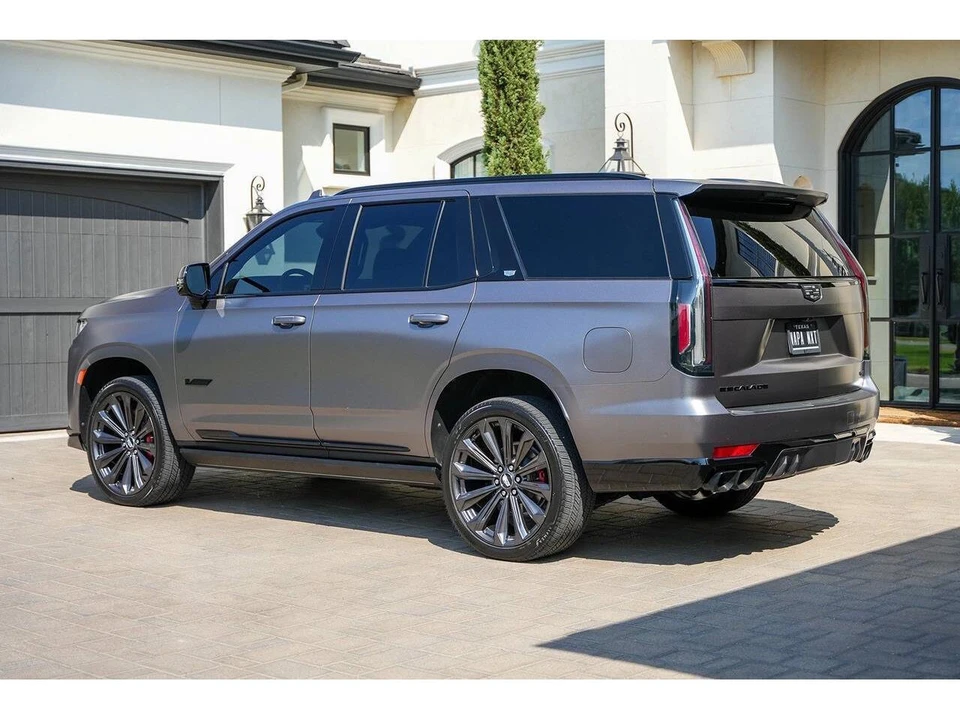 2024 Cadillac Escalade 5th Gen - Image 5 of 31