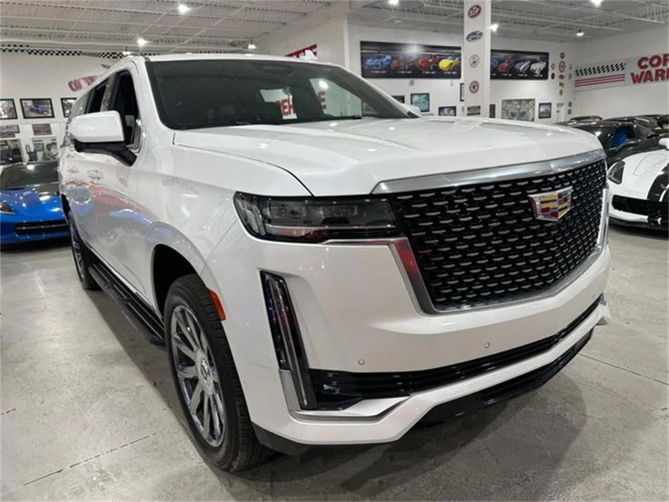 2024 Cadillac Escalade 5th Gen - Image 4 of 10