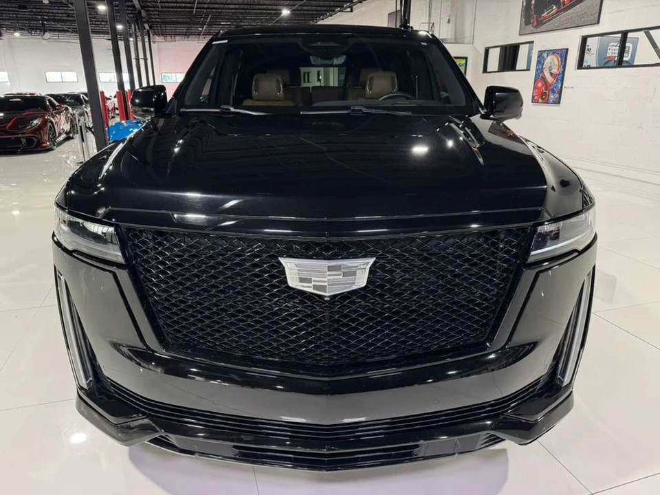 2024 Cadillac Escalade 5th Gen - Image 2 of 12