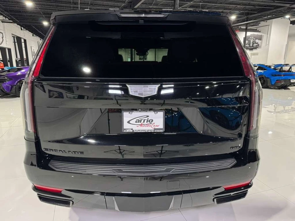 2024 Cadillac Escalade 5th Gen - Image 6 of 12