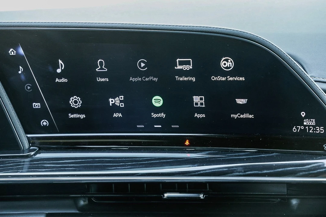 2024 Cadillac Escalade 5th Gen - Image 12 of 21