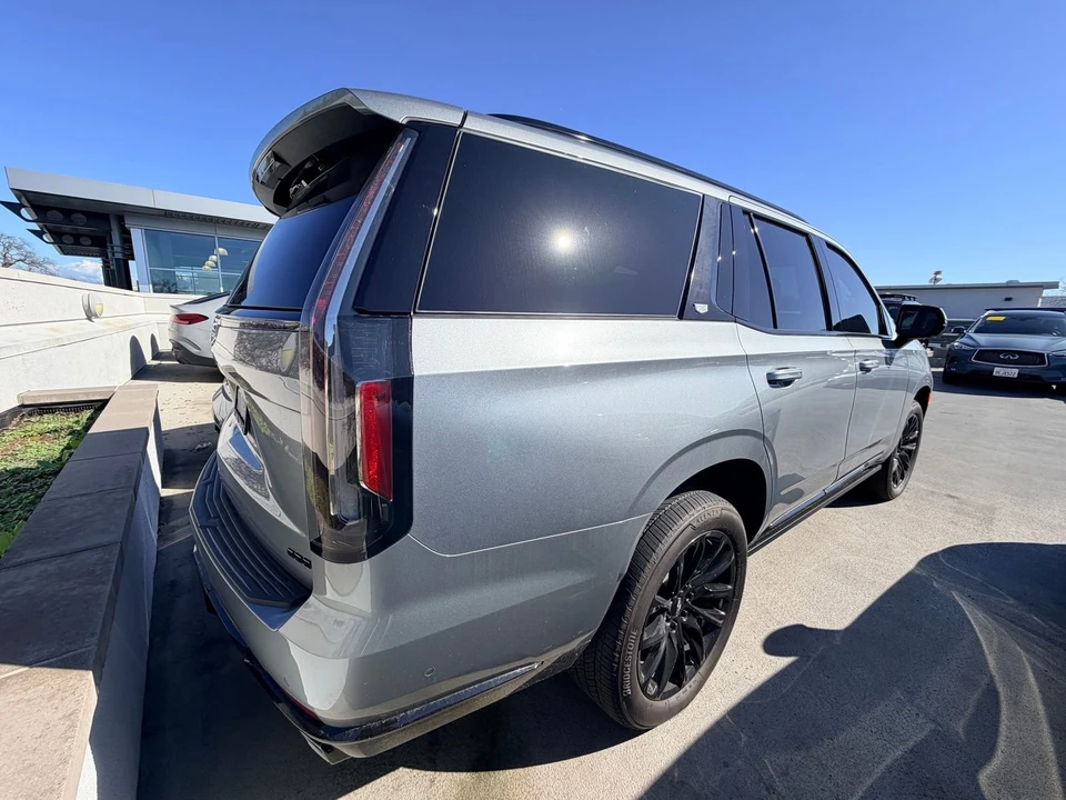 2024 Cadillac Escalade 5th Gen - Image 5 of 6
