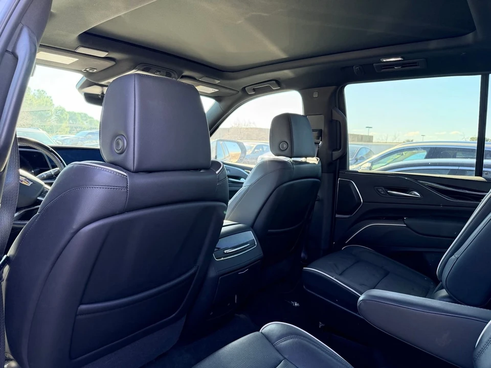 2024 Cadillac Escalade 5th Gen - Image 4 of 6
