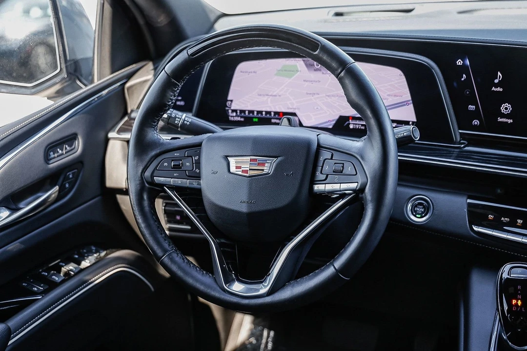2024 Cadillac Escalade 5th Gen - Image 13 of 21