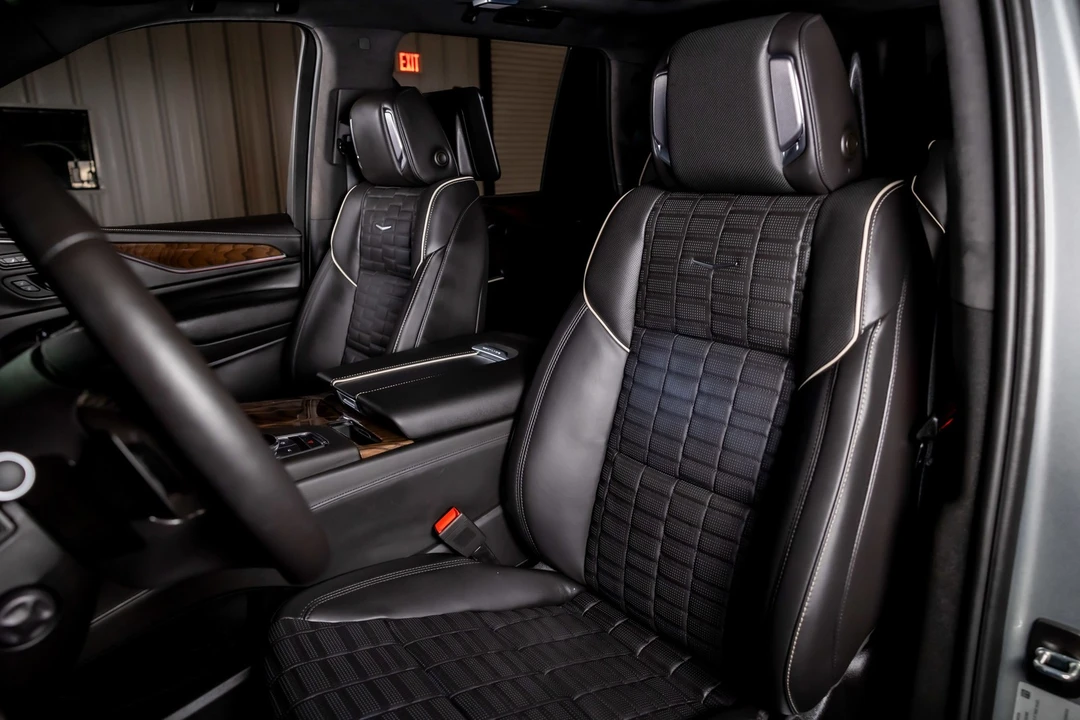 2024 Cadillac Escalade 5th Gen - Image 5 of 12