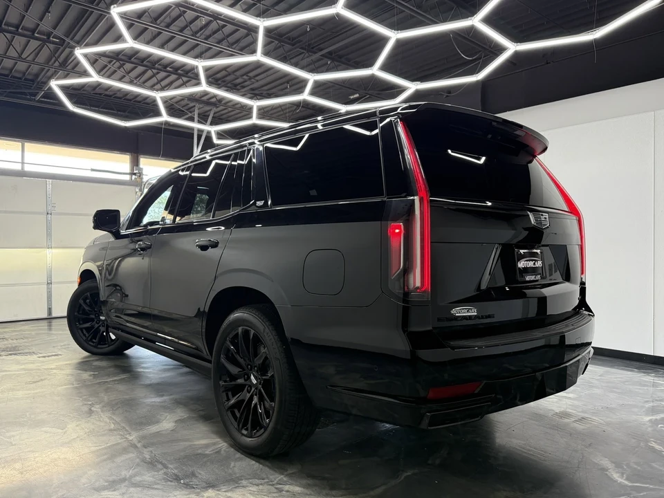 2024 Cadillac Escalade 5th Gen - Image 3 of 21