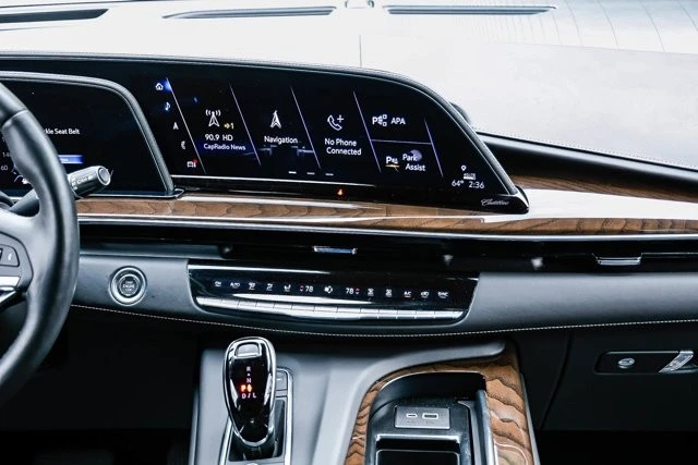 2024 Cadillac Escalade 5th Gen - Image 11 of 12