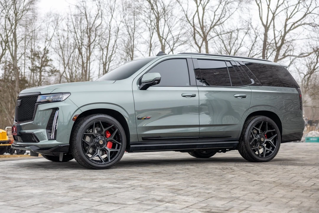 2024 Cadillac Escalade-V 5th Gen - Image 5 of 21